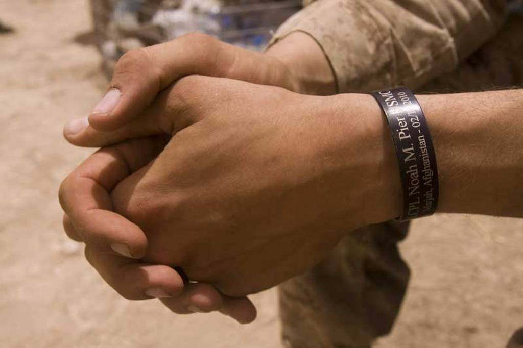 Marines frustrated by ban on KIA bracelets