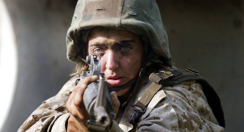 why females should not be allowed in combat