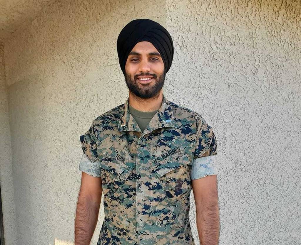 Sikh Marine now allowed to wear turban in uniform... thumbnail