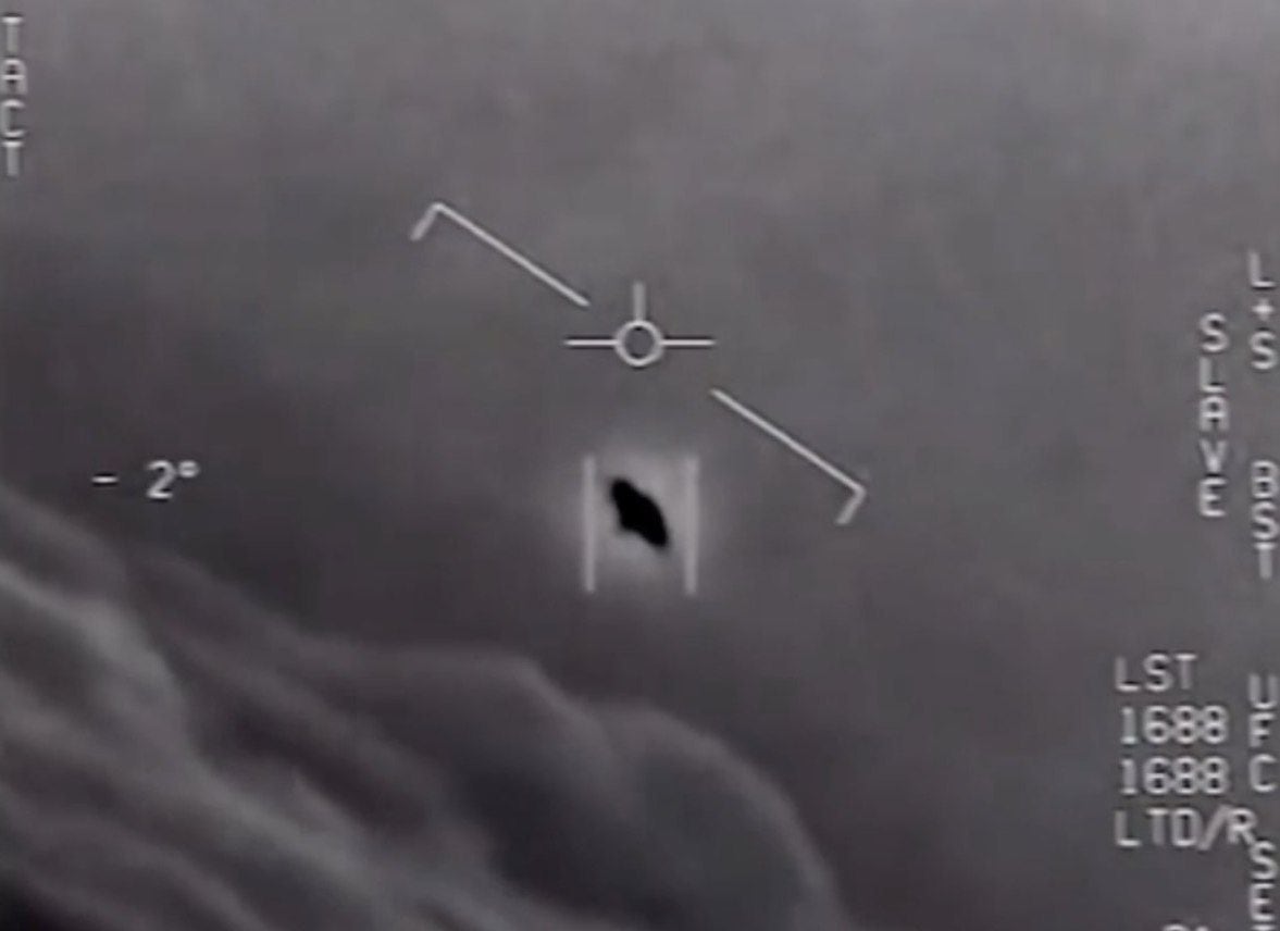 Look at That Thing': Footage Shows Pilots Spotting Unknown Object - The New  York Times