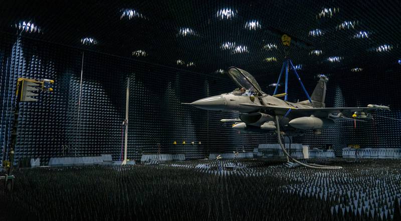 The Operational Flight Program Combined Test Force evaluated the Angry Kitten electronic countermeasures combat training pod on board an F-16 Fighting Falcon assigned to the 53rd Wing at the Joint Preflight Integration of Munitions and Electronic Systems test facility at Eglin Air Force Base, Florida, Oct. 18, 2021, through Nov. 5, 2021.