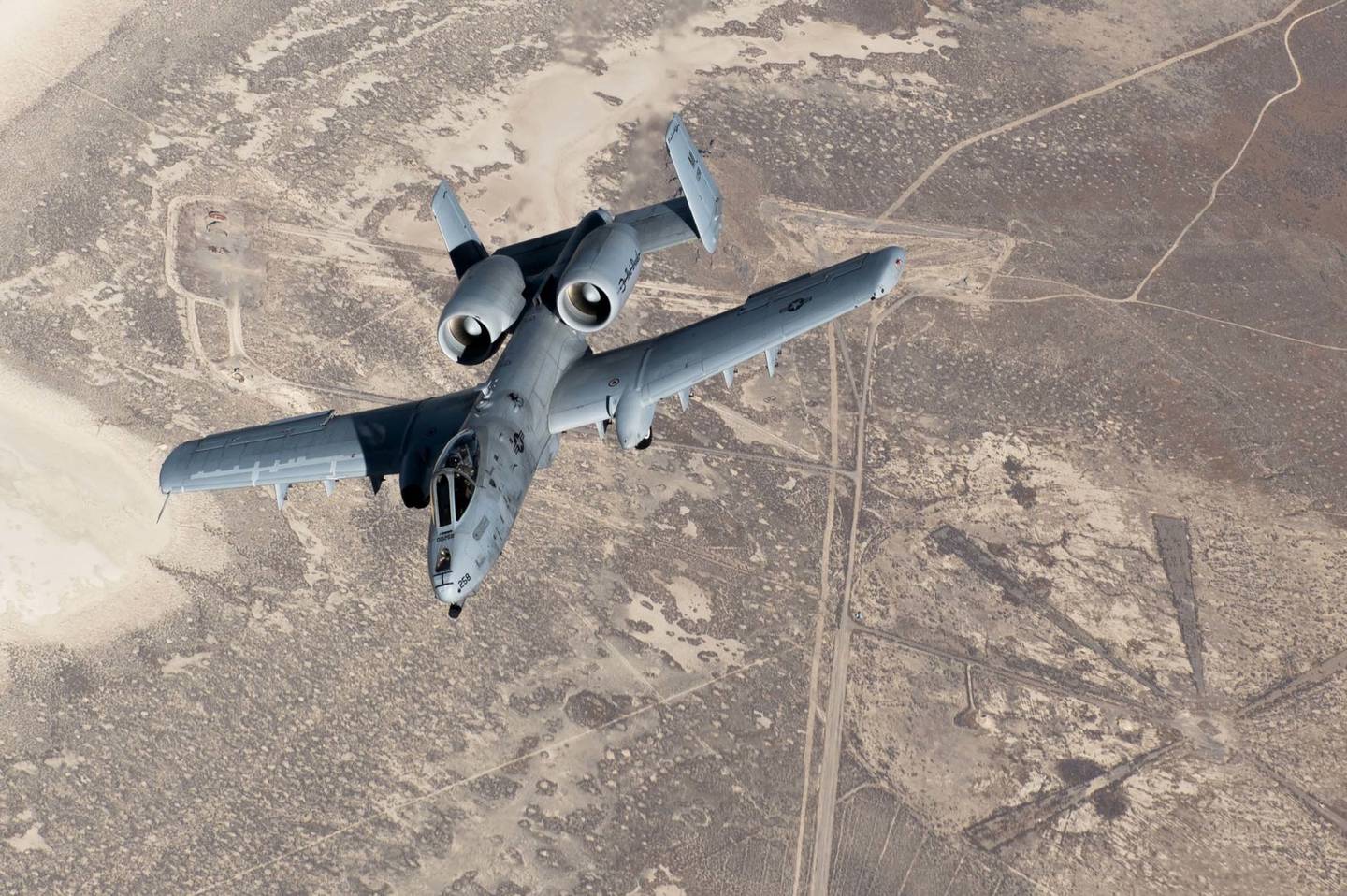An A-10 Thunderbolt peels away after receiving fuel over Idaho Nov. 25, 2020.