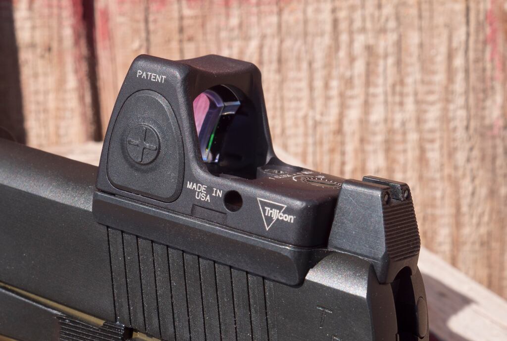 Red Dot Sight Guide: Best optics for pistols (and how to use them)