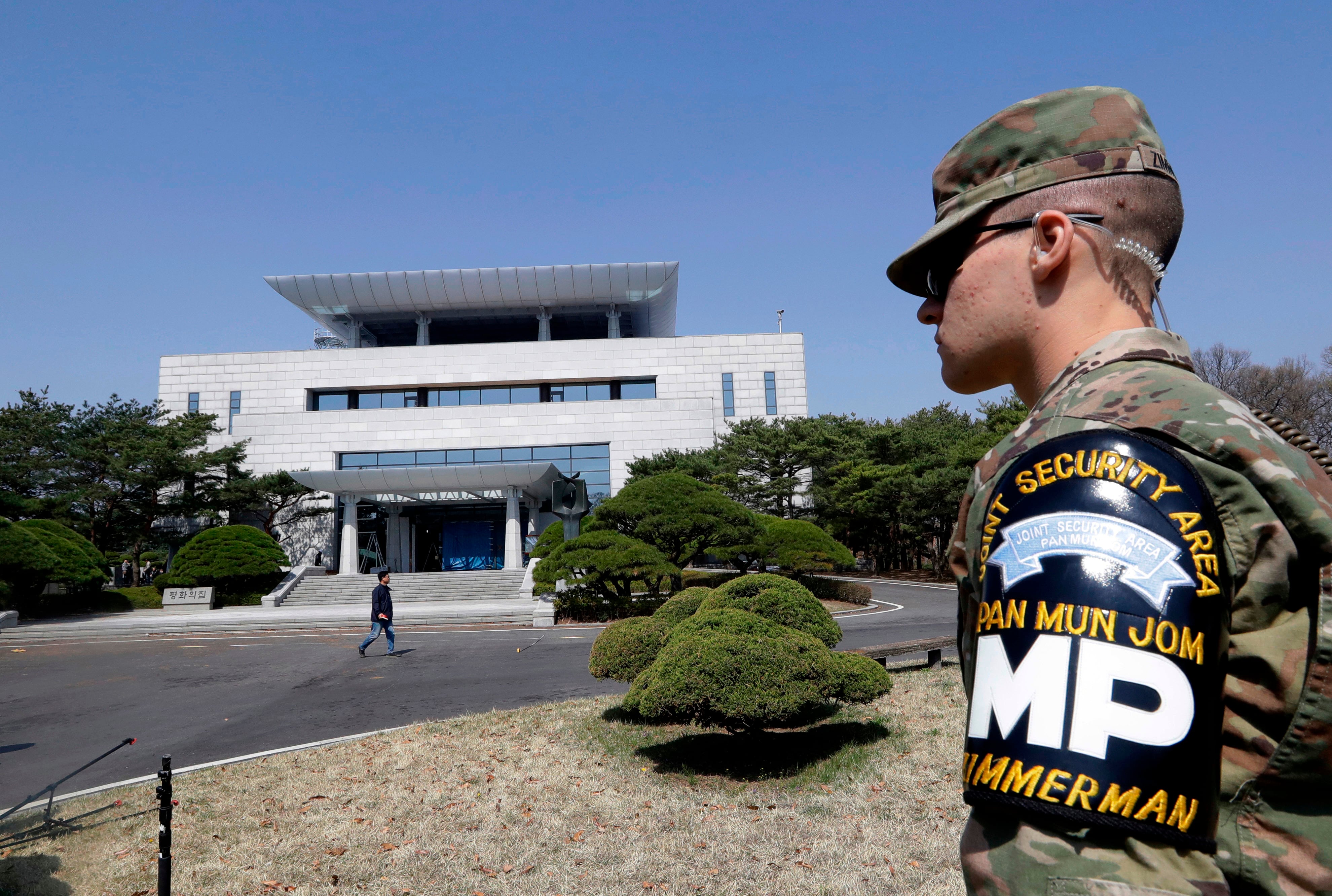 Two Soldiers Awarded Extended Leave for Securing North Korean Defector