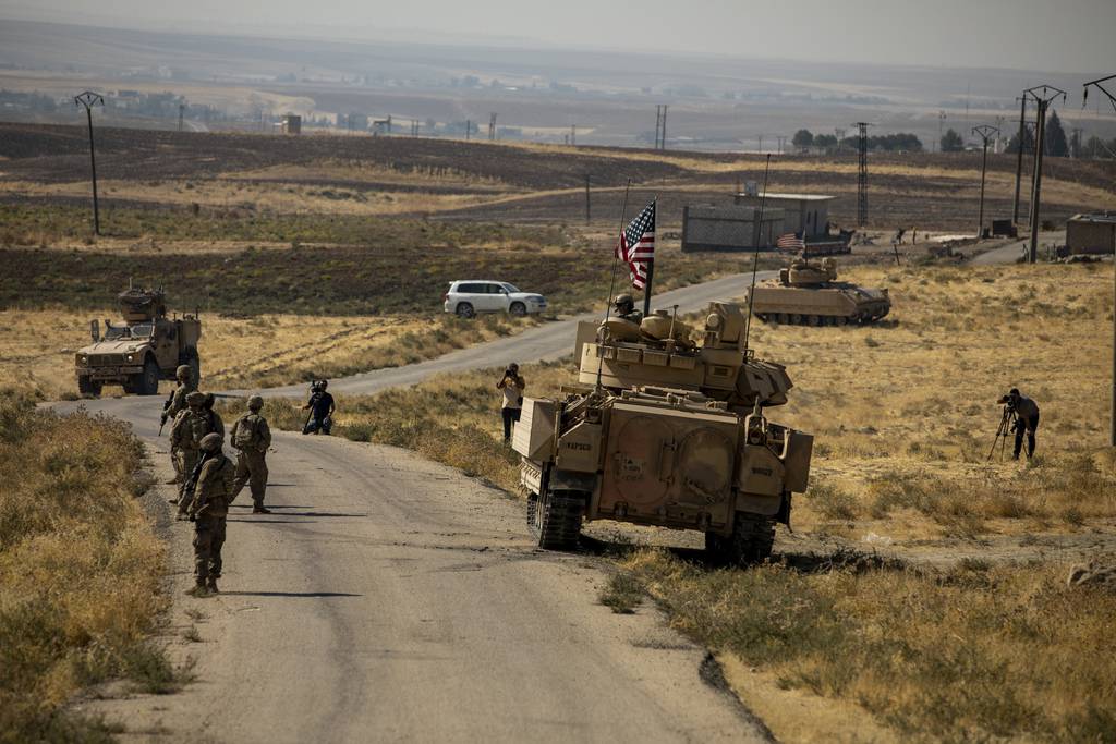 I udlandet Ejendomsret Praktisk US launches Syria strikes after contractor killed, 5 troops wounded
