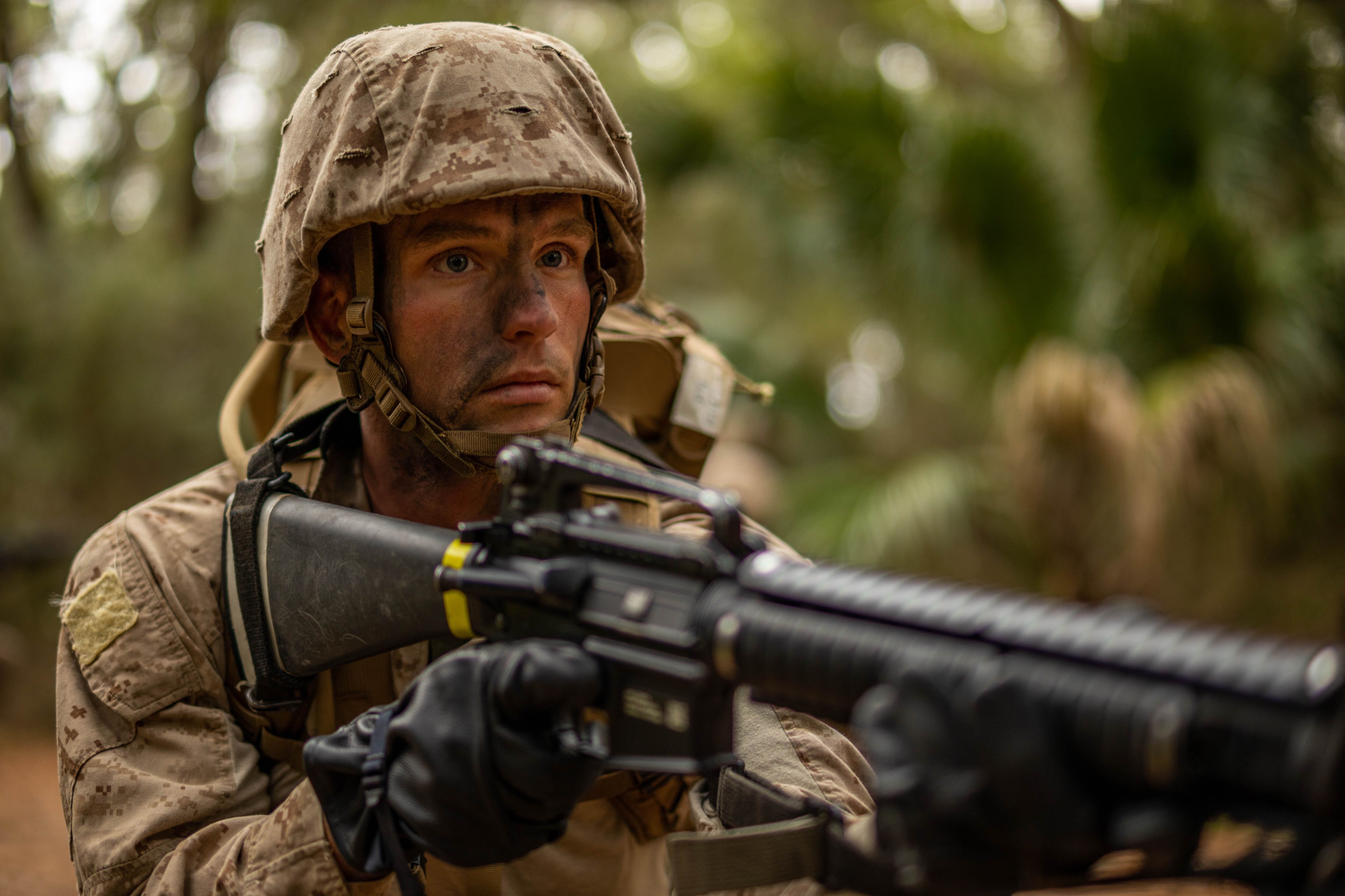 ミリタリー 1/6MARINE CORPS GUNNERY SERGEANT CRRWS DAMTOYS (DAM-78082) Marine Corps SAW Gunner Urban Warfare